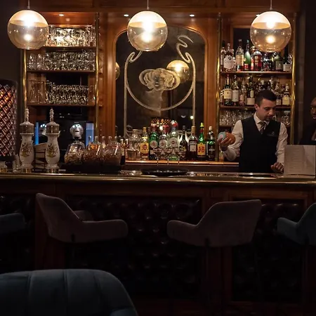 & Restaurant La Maison Des Bles