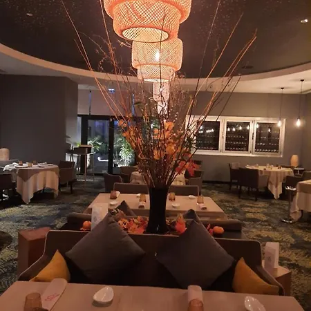 & Restaurant La Maison Des Bles Hotel