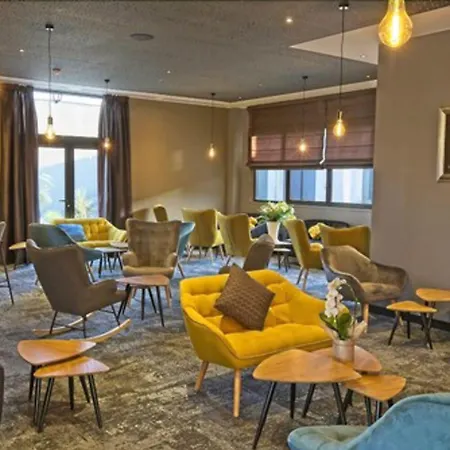 Hotel & Restaurant La Maison Des Bles 4*