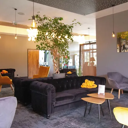 Hotel & Restaurant La Maison Des Bles 4*